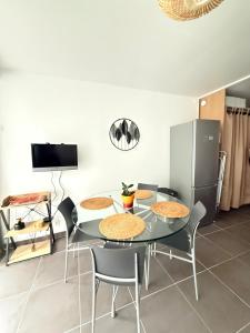 Le Petit Scarlett - Clim, Parking & Piscine