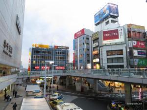 AiES Kita-Senju, 2-3rd floor, 8-minute walk from Kita-Senju Station, direct access to Tokyo Skytree, Asakusa, Akihabara, Ueno, Ginza, Roppongi, Shibuya, 6 beds, maximum occupancy 9 people, 60 square meters with Kitchen appliances