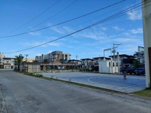 Affordable Stylish & Cozy Walk Up Condo