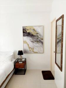 Affordable Stylish & Cozy Walk Up Condo