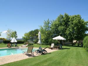 Holiday Home in Montone with Pool & Garden