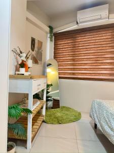1-BR Near MOA & Airport w Netflix - Balai Teresita