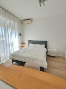 Quiet and Bright, Oasis of Peace in Milan AC, Wifi