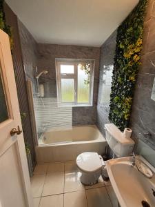 2 bed 2 bath house in Quiet Estate