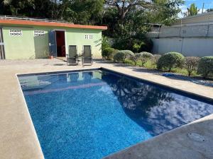 2BR Home+1BR Casita•Pool•Walk to Beach•Golf Cart