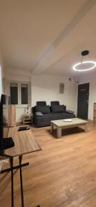 Ema centre-ville T2 rénové cocon cosy parking 34m2