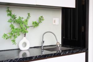 QUIZÁS Riverside Hotel & Residence