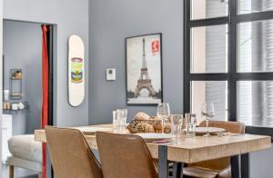 Magnifique Loft industriel, forville, centre de Cannes 