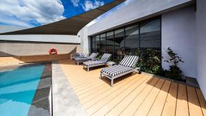 Unit 136 The Trilogy Collection