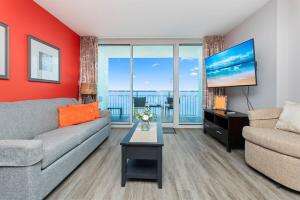 Amazing Oceanview Condo OO 17th Floor