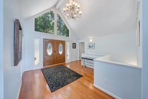 Pappys Place - Lakefront home with private dock