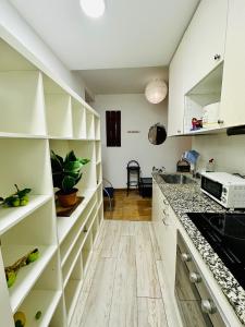 Rooms in Madrid Downtown