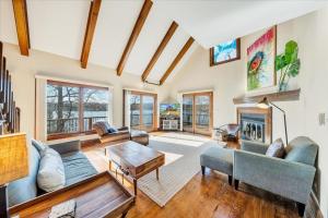 Pine Knob Point - Lakehouse w Private Dock