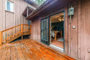 Mountain River Chalet