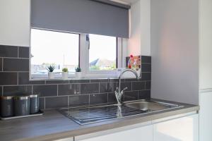 Colby House with Private Parking