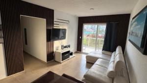 DEPTO DE LUJO 3REC PB LAGUNA A TUS PIES BLUE GARDEN RETREAT zh