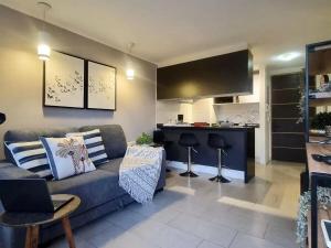 Departamento en Las Condes cómodo y conectado Free Parking Metro Manquehue