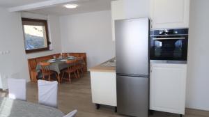 Forrest Farmstay Apartments with a Pool