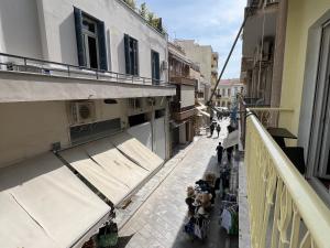 Cozy Plaka Apartment