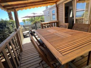 Mobil-Home Domaine 4 Etoiles de lIle dOr vue mer pour 4 personnes