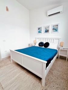 Sicily Apartment 4 - BLUE WAVES