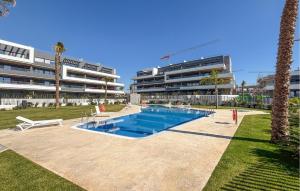 Stunning Apartment In Torrevieja