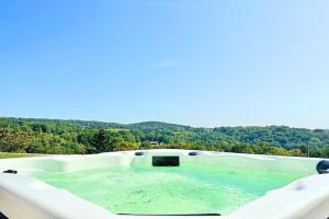 Luxurious villa with jacuzzi in the Beskid Mountains