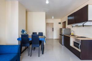Amazing 2 bedrooms, near MRT Ratchada, Bangkok