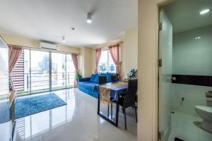 Amazing 2 bedrooms, near MRT Ratchada, Bangkok