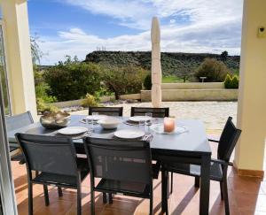 Villa Elegante, with a private pool