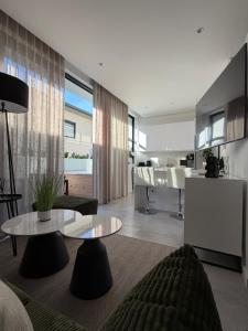 Premium Studio Apartment in Sea Point - High-end interiors & modern design