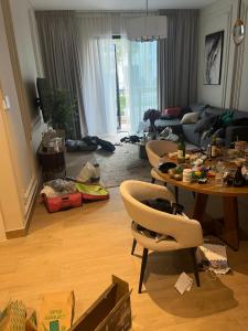 Pool and beach La mer