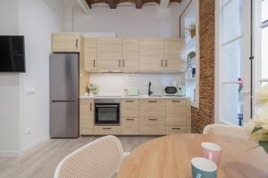 2-bedroom Apartment next to Paseo de Gracia and Rambla Catalunya