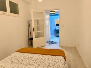 Alfama & Graca Historic Home - Tram 28 Route