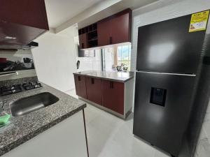 Moderno Apartamento 3 Hab con piscina y vista increible