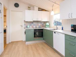 9 person holiday home in Løkken-By Traum