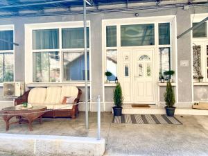 Ultra-central Spacious Home