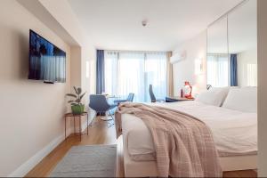 modern Luxury Suite With Balcony and sea view
