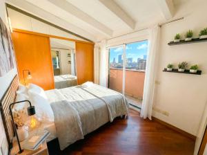 Attico Panoramico Milano Skyline & Metro a 4 min