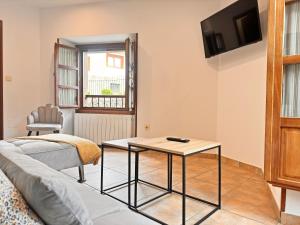 Apartamentos Rurales LLeguera