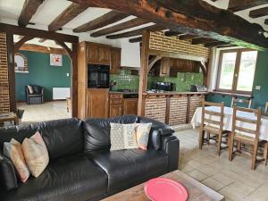 Gîte Confortable au Cœur du Vignoble de Sancerre avec Internet et Proche de la Loire à Vélo - FR-1-586-3