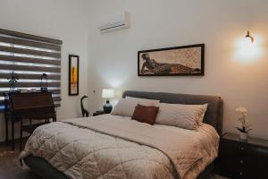 Casas Blancas, Planta Baja