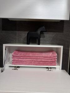 OPEN-2Hongik Hapjeong Station 2 minutes-Luxury hotel style-Panoramic Han River View-Queen bed for 2 people-Comfortable sofa OTT