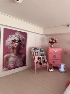 OPEN2-Hongik Hapjeong Station 2 minutes-Luxury hotel style-Panoramic Han River View-Queen bed for 2 people-Comfortable sofa OTT