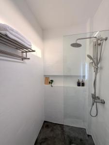 Te Aroha Moana Boracay, Entire House, New Build