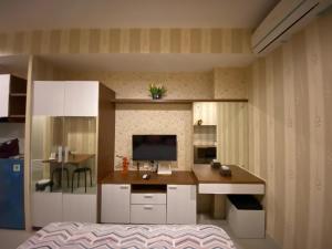 Apartemen Grand Kamala Lagoon by Mocha Room