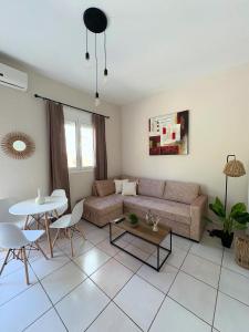 Apricot Apartment