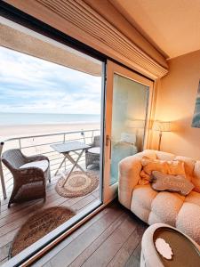 la MERéMOI - Apartment with balcony and sea view
