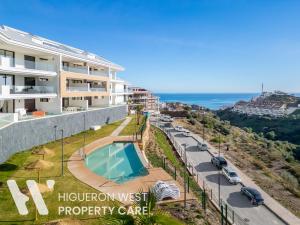 The Las Lomas Collection - The Oasis by HWPC