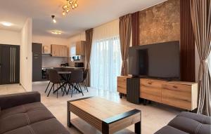 Awesome Home In Polaca